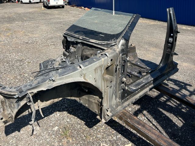 bontott BMW 5 F10 Bal első Negyed Karosszéria Csomag