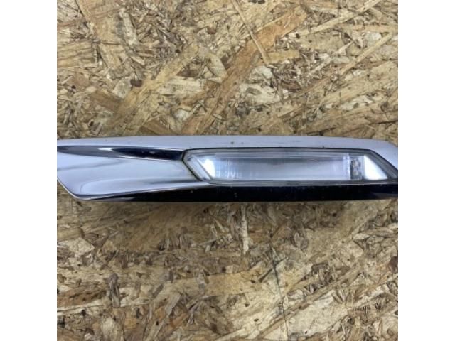 bontott BMW 5 F10 Bal első Sárvédő Irányjelző