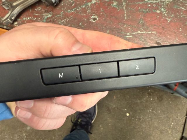 bontott BMW 5 F10 Bal első Ülésállító Kapcsoló