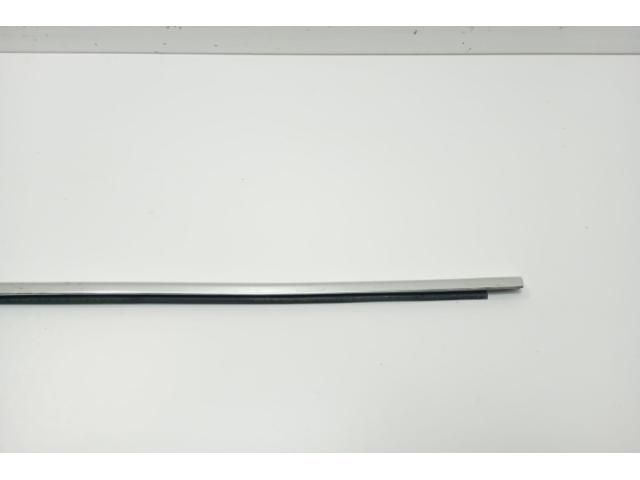 bontott BMW 5 F10 Bal első Vízlehúzó Gumicsík