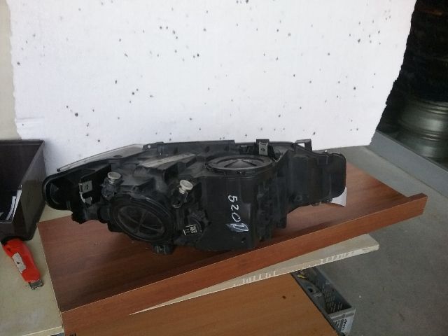 bontott BMW 5 F10 Bal Fényszóró