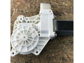 bontott BMW 5 F10 Bal hátsó Ablakemelő Motor