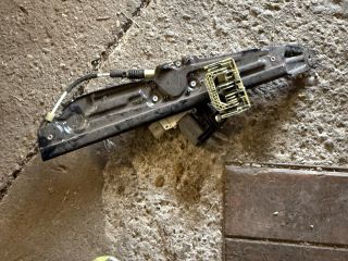 bontott BMW 5 F10 Bal hátsó Ablakemelő Szerkezet (Elektromos)