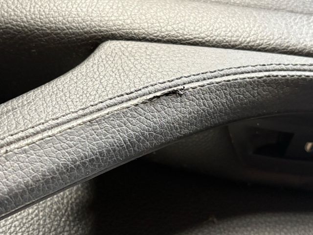 bontott BMW 5 F10 Bal hátsó Ajtó Kárpit