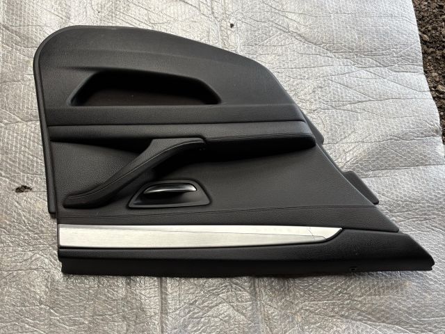 bontott BMW 5 F10 Bal hátsó Ajtó Kárpit