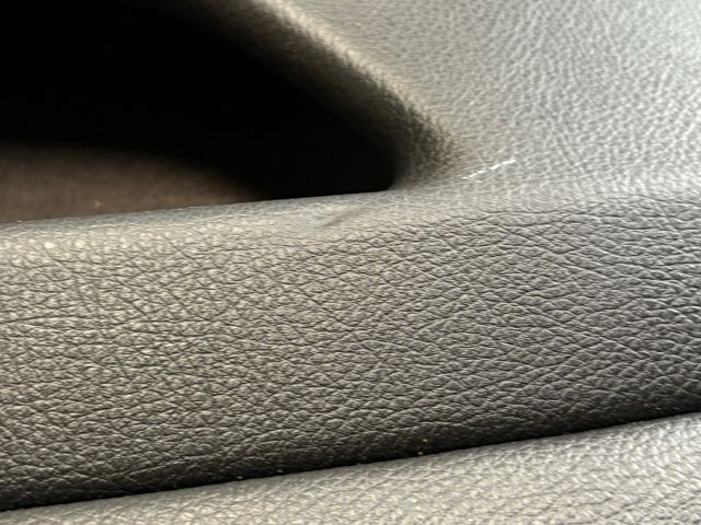 bontott BMW 5 F10 Bal hátsó Ajtó Kárpit