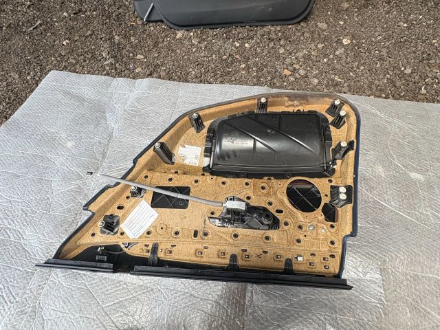 bontott BMW 5 F10 Bal hátsó Ajtó Kárpit