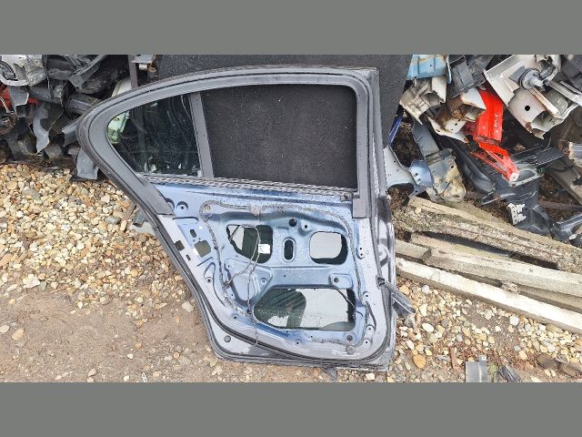 bontott BMW 5 F10 Bal hátsó Ajtó (Üres lemez)