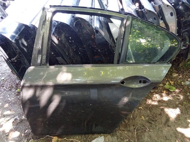 bontott BMW 5 F10 Bal hátsó Ajtó (Üres lemez)