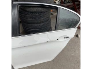 bontott BMW 5 F10 Bal hátsó Ajtó (Üres lemez)