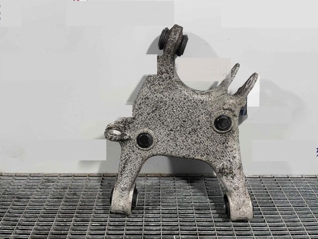 bontott BMW 5 F10 Bal hátsó Alsó Lengőkar