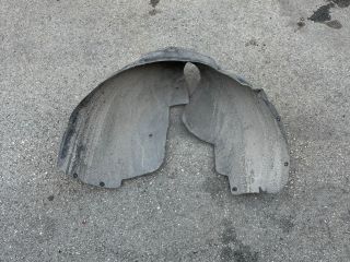 bontott BMW 5 F10 Bal hátsó Dobbetét (Kerékjárati, Műanyag)