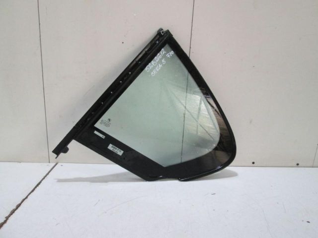 bontott BMW 5 F10 Bal hátsó Fixüveg (Ajtóban)