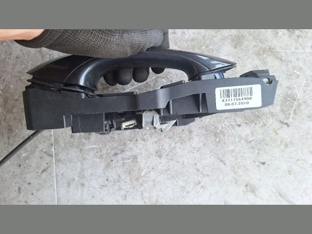 bontott BMW 5 F10 Bal hátsó Külső Kilincs