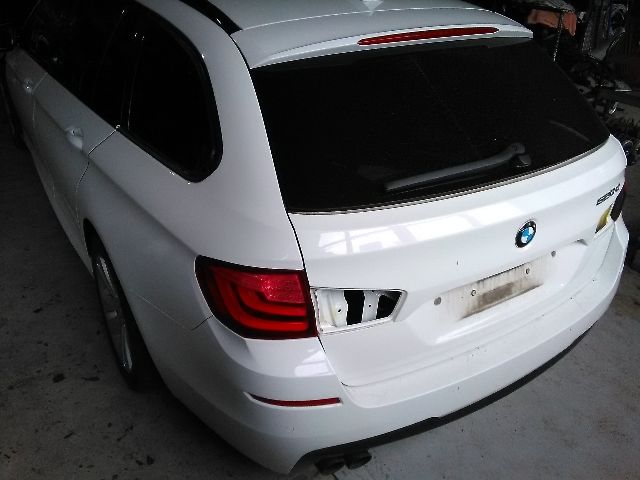 bontott BMW 5 F10 Bal hátsó Sárvédő