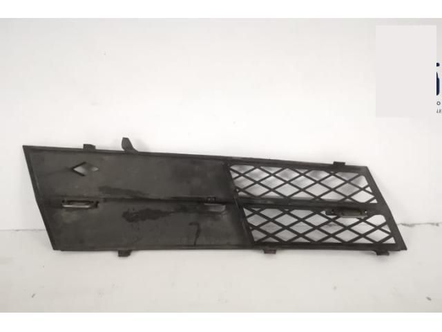 bontott BMW 5 F10 Bal Ködlámpa Rács