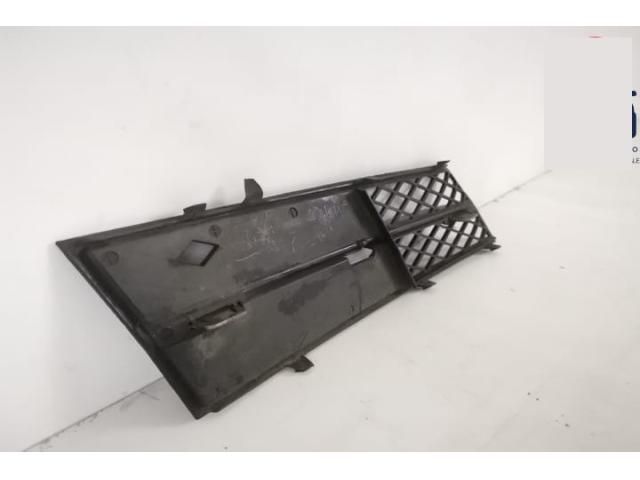 bontott BMW 5 F10 Bal Ködlámpa Rács