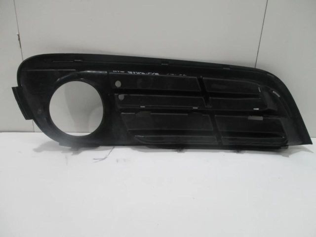 bontott BMW 5 F10 Bal Ködzárófény Keret