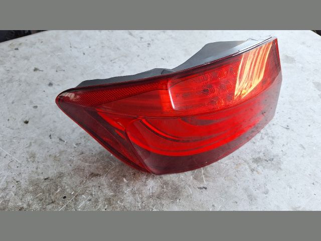 bontott BMW 5 F10 Bal Külső Hátsó Lámpa