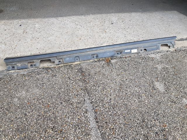 bontott BMW 5 F10 Bal Küszöb