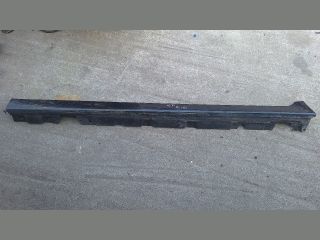 bontott BMW 5 F10 Bal Küszöb