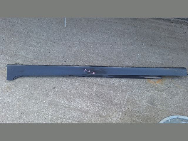 bontott BMW 5 F10 Bal Küszöb