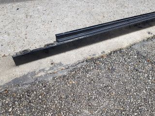 bontott BMW 5 F10 Bal Küszöb