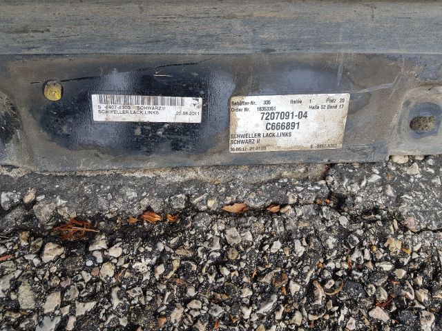 bontott BMW 5 F10 Bal Küszöb