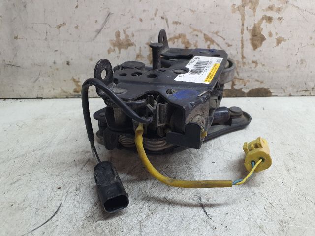 bontott BMW 5 F10 Bal Motorháztető Zárszerkezet