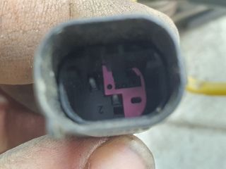 bontott BMW 5 F10 Bal Motorháztető Zárszerkezet