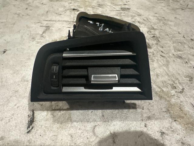 bontott BMW 5 F10 Bal Szellőző