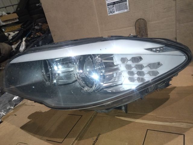 bontott BMW 5 F10 Bal Xenon Fényszóró