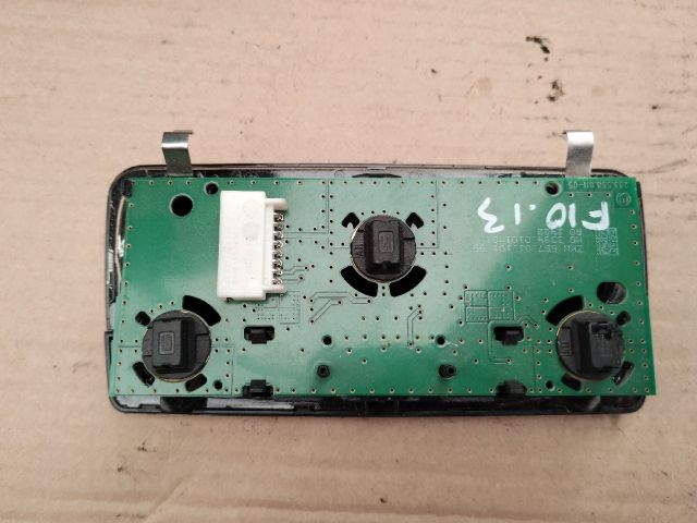 bontott BMW 5 F10 Belső Világítás Tetőablak Vezérlővel