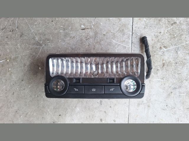 bontott BMW 5 F10 Beltér Világítás Első