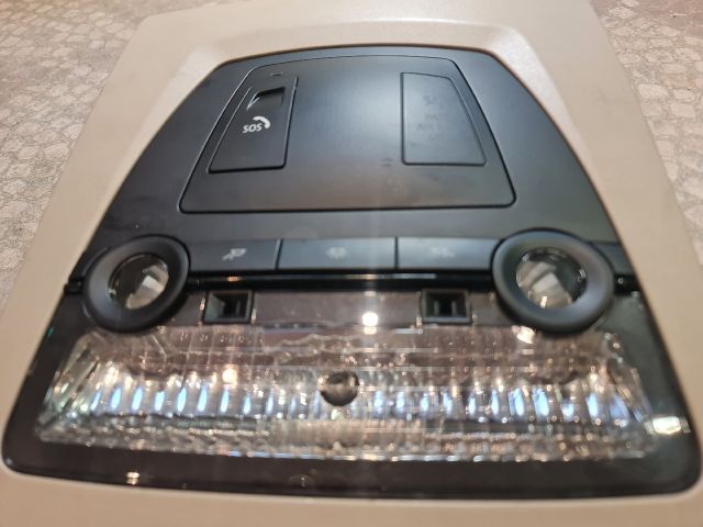 bontott BMW 5 F10 Beltér Világítás Első