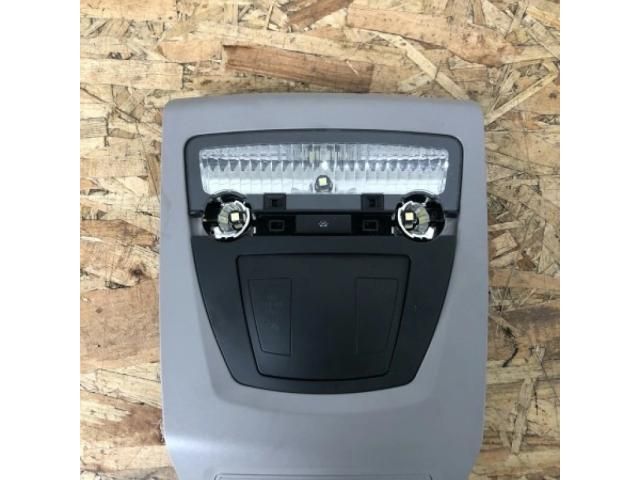 bontott BMW 5 F10 Beltér Világítás Első