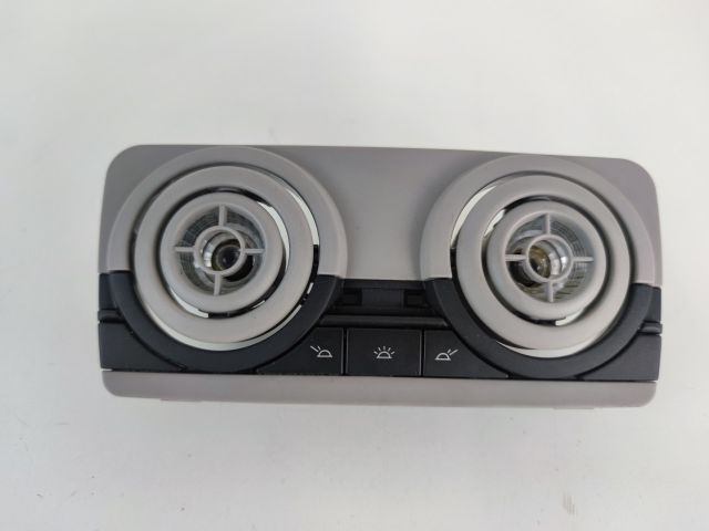 bontott BMW 5 F10 Beltér Világítás Hátsó