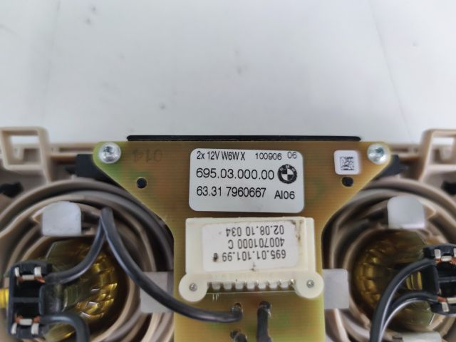 bontott BMW 5 F10 Beltér Világítás Hátsó