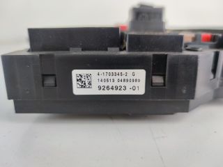 bontott BMW 5 F10 Biztosítéktábla Csomagtér