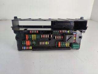 bontott BMW 5 F10 Biztosítéktábla Utastér