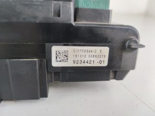 bontott BMW 5 F10 Biztosítéktábla Utastér