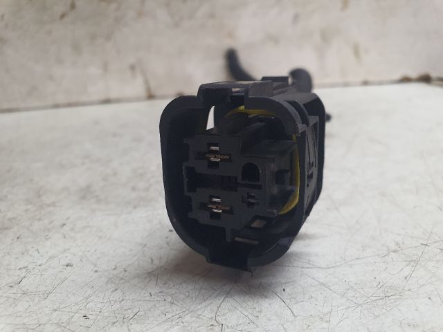 bontott BMW 5 F10 Csatlakozó