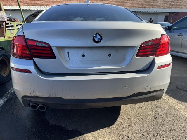 bontott BMW 5 F10 Csomagtérajtó (Üres lemez)