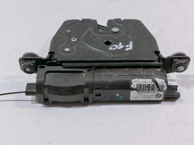 bontott BMW 5 F10 Csomagtérajtó Zárszerkezet
