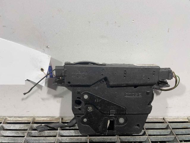 bontott BMW 5 F10 Csomagtérajtó Zárszerkezet