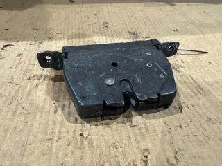 bontott BMW 5 F10 Csomagtérajtó Zárszerkezet