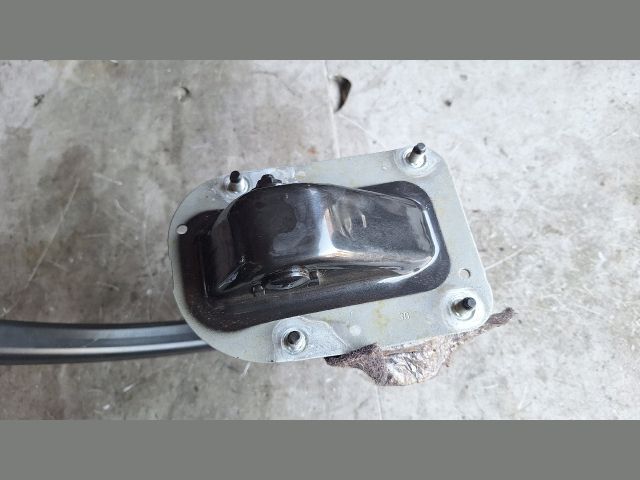 bontott BMW 5 F10 Csomagtérajtó Zsanér