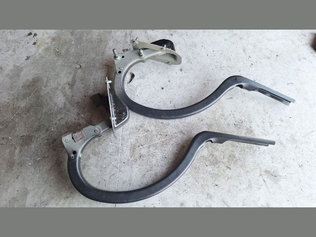 bontott BMW 5 F10 Csomagtérajtó Zsanér