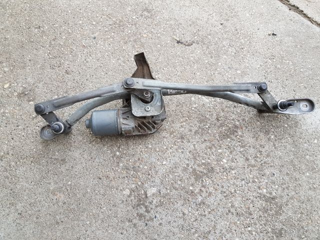 bontott BMW 5 F10 Első Ablaktörlő Szerkezet Motorral