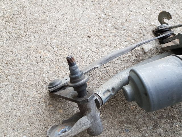 bontott BMW 5 F10 Első Ablaktörlő Szerkezet Motorral